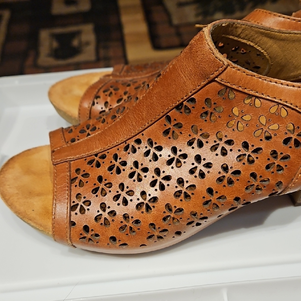 Josef Seibel Tan Floral Cutout Sandals